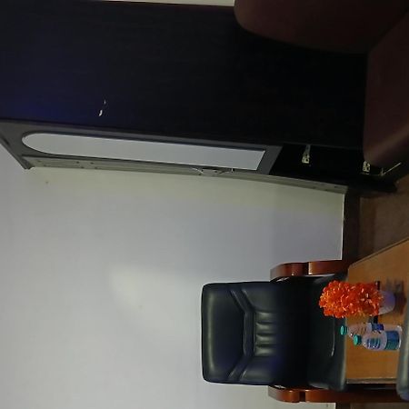 מלון צ'נאי Golden Mount Residency מראה חיצוני תמונה